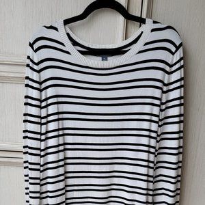 NWT Aubree Elbow Patch Pullover